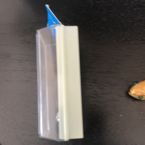 ⭐️Vancouver Souvenirs - Picture 5 of 5